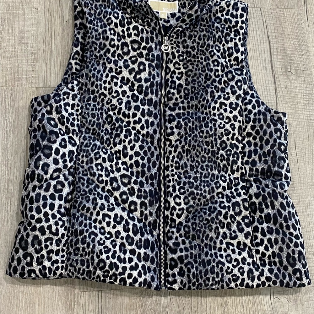 Michael Kors Black and White Animal Print Vest ladies XL puffer zip front vest